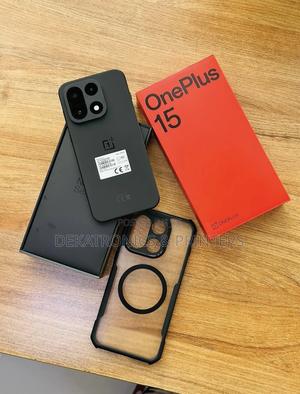 New OnePlus 15 256 GB Black - main view