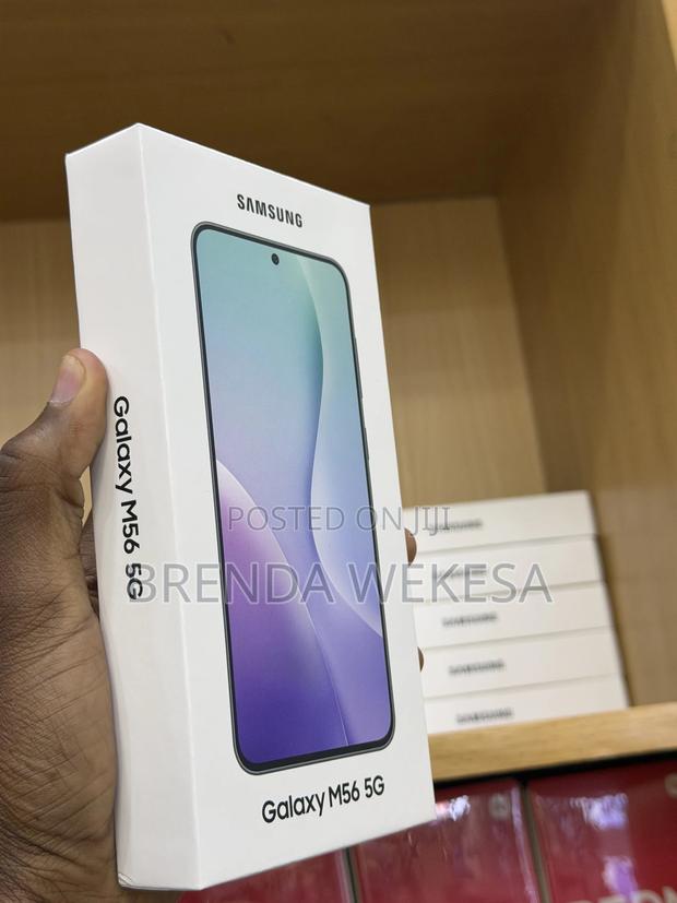 New Samsung Galaxy M56 256 GB - thumbnail 3