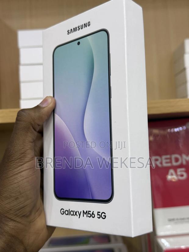 New Samsung Galaxy M56 256 GB - thumbnail 4