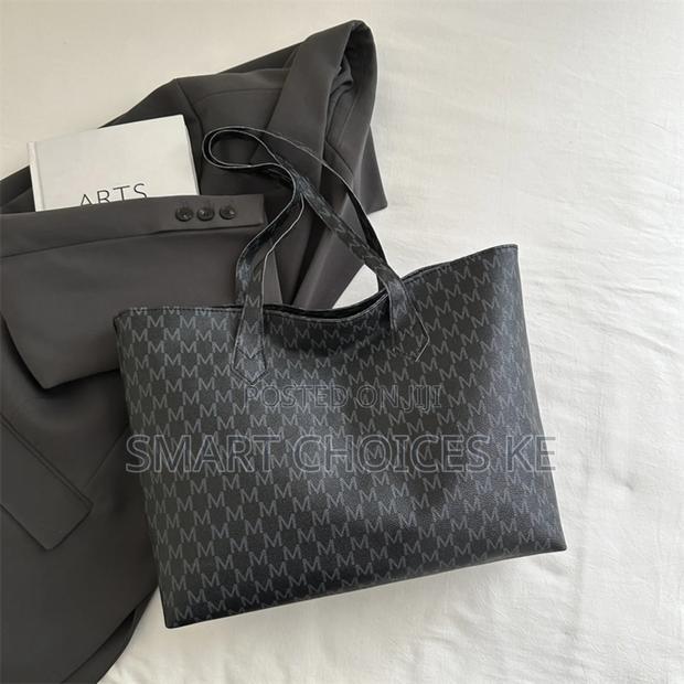 Women Luxury Shoulder Handbag - thumbnail 5