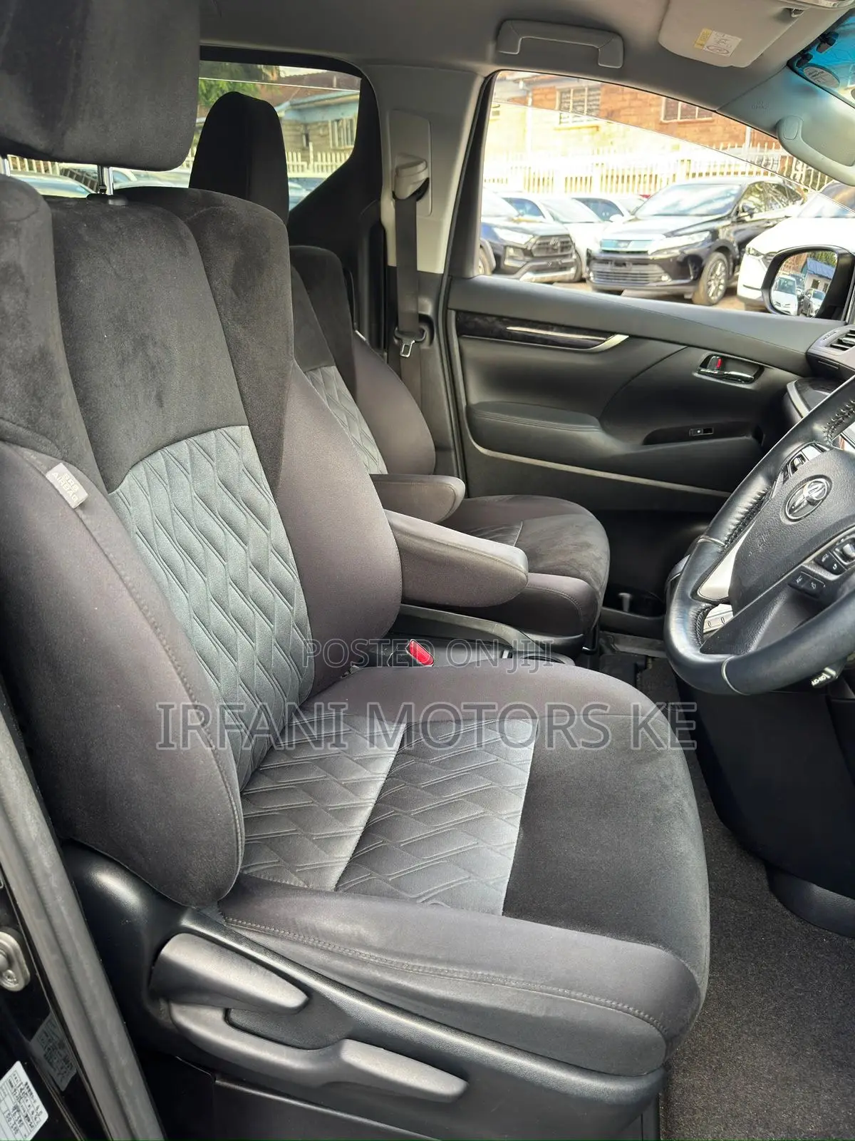 Toyota Vellfire 2018 Black