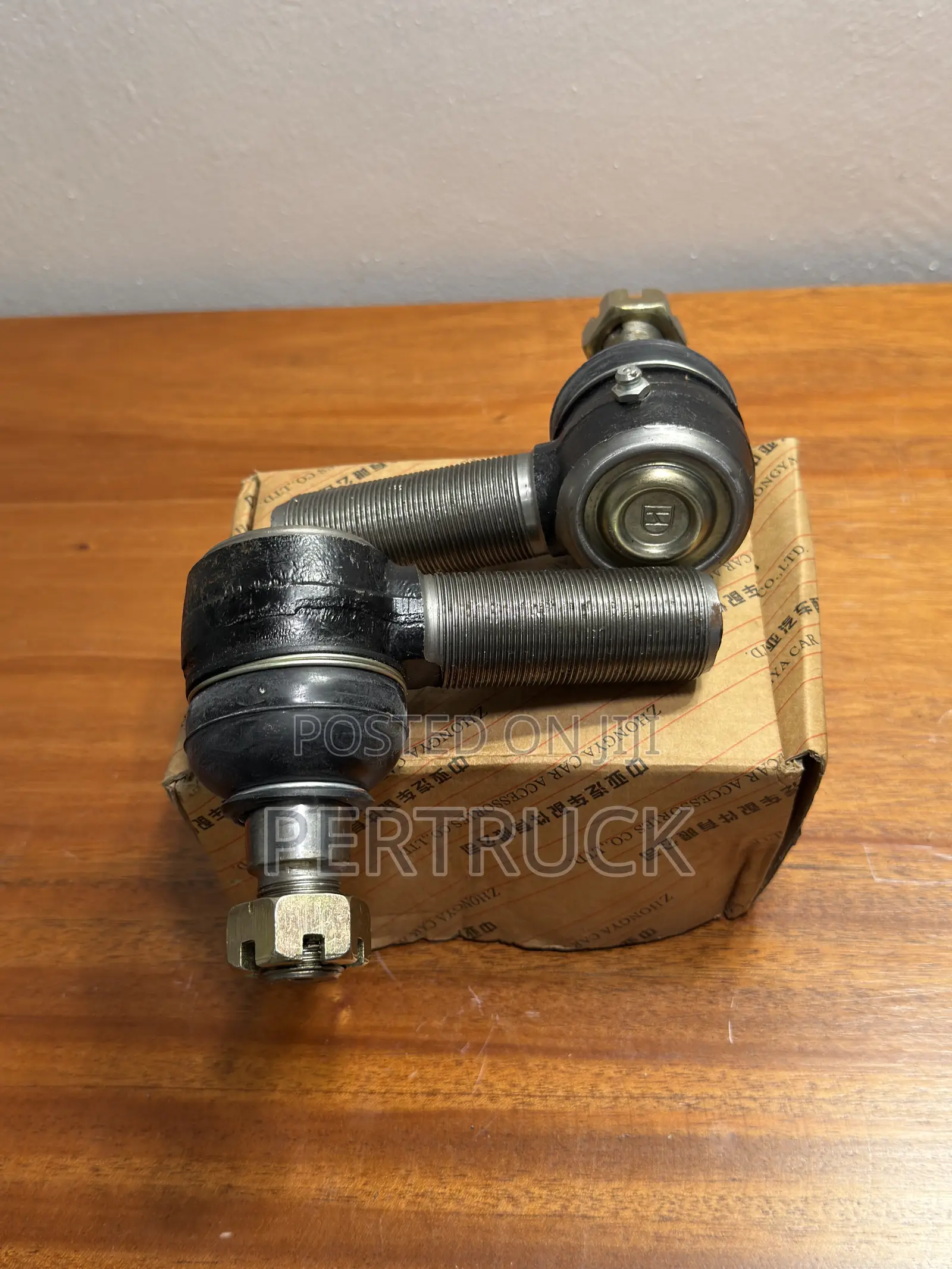 Tie Rod Ends/Track Rod Ends/Ball Joints for Sinotruck Howo/Mercedes