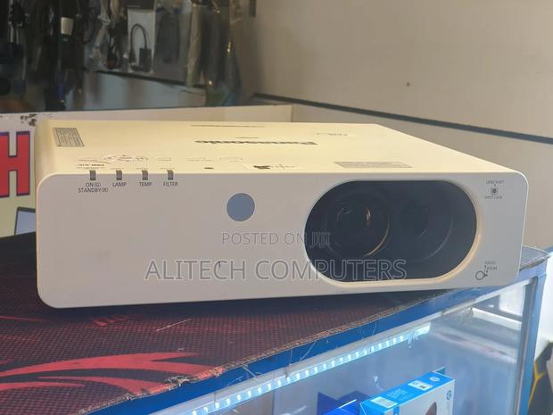 Panasonic Projectors - main view