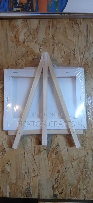 Canvas With Easel Stand 15 by 20 Fine Artist