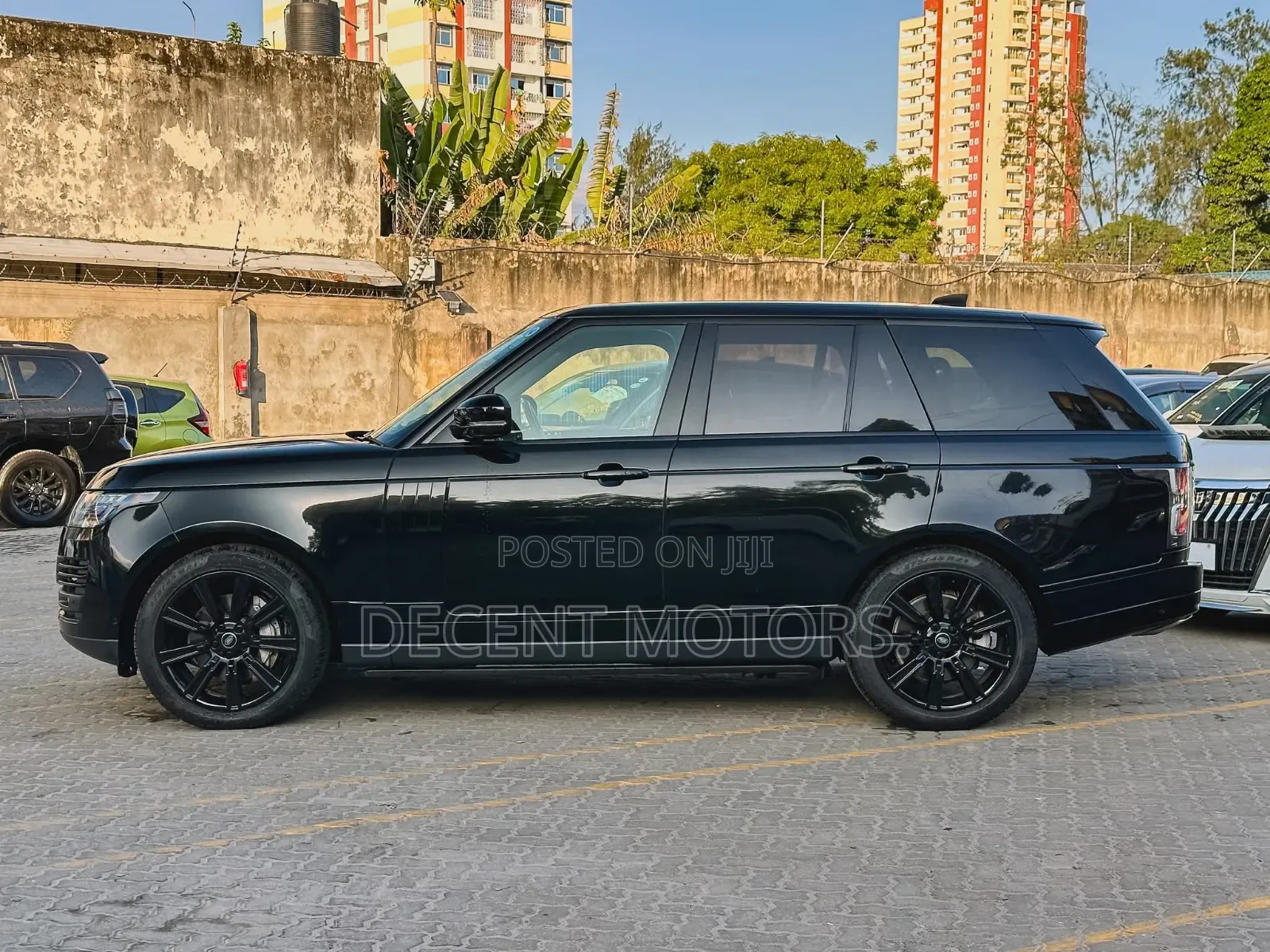 Rover Land 2019 Black