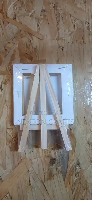 Artst Canvas 10 by 10 With Stand