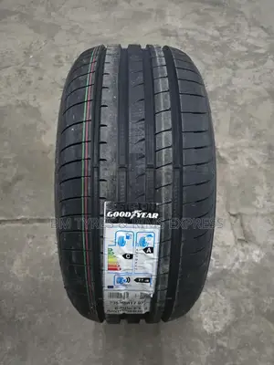 235 /45 R17 Goodyear Tyres (Highway).