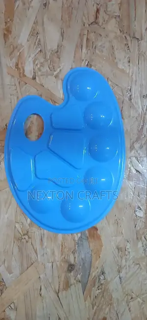 Blue Mixing Paint Pallete