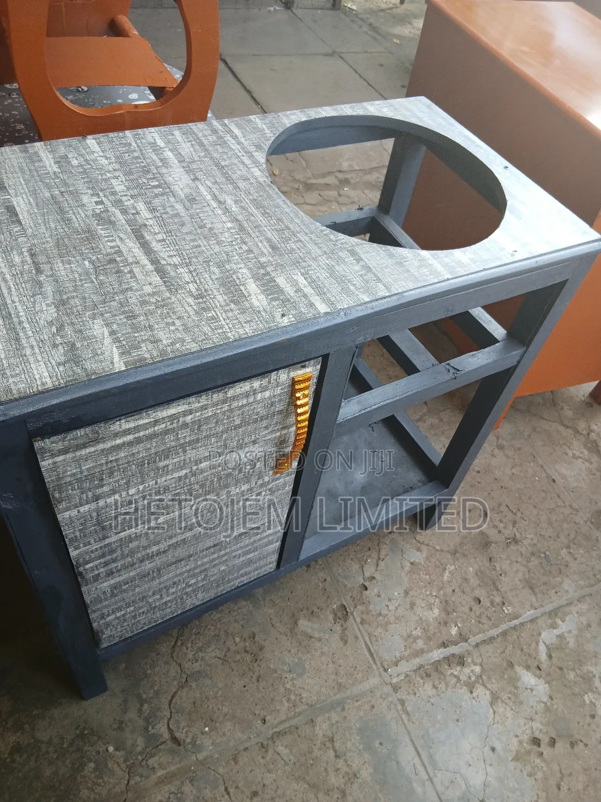 Modern Kitchen Table With Gas Hole Cabinet