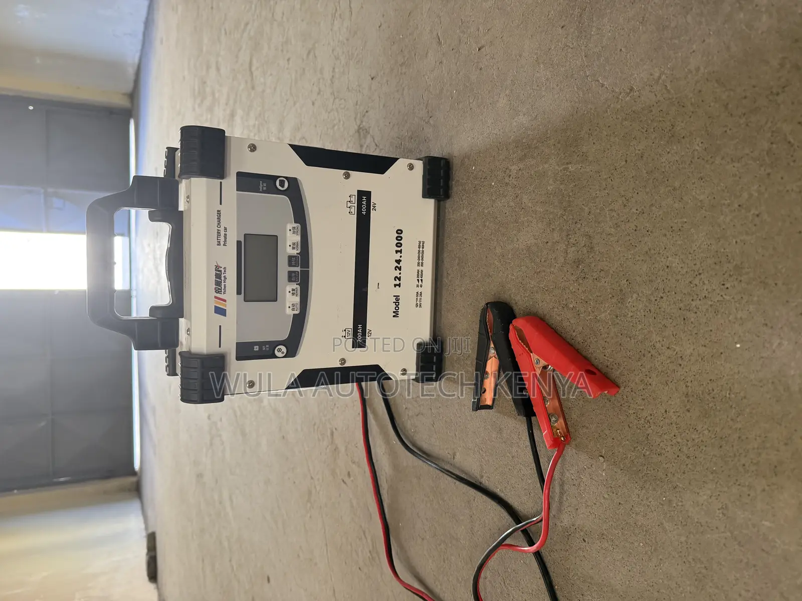 12v and 24v Vehicles Battery Suitable Charger