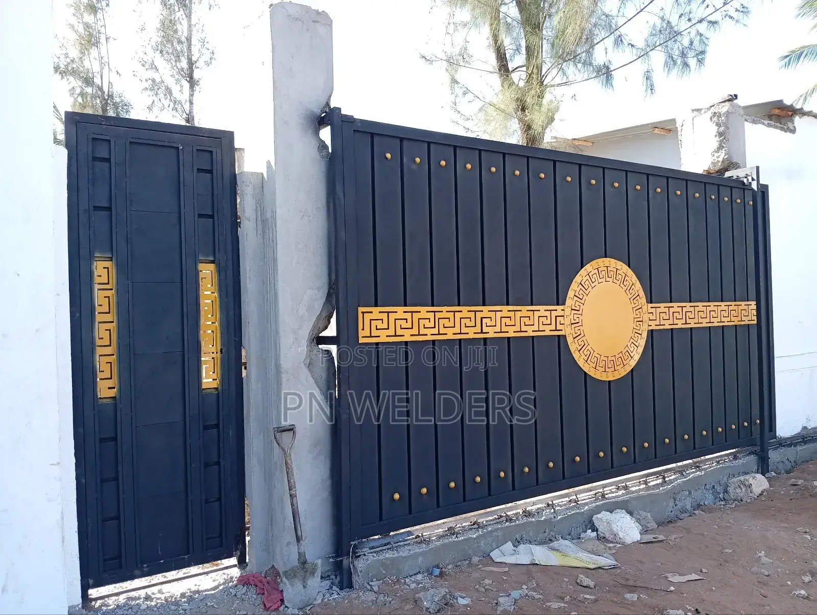 Modern Sliding Gate