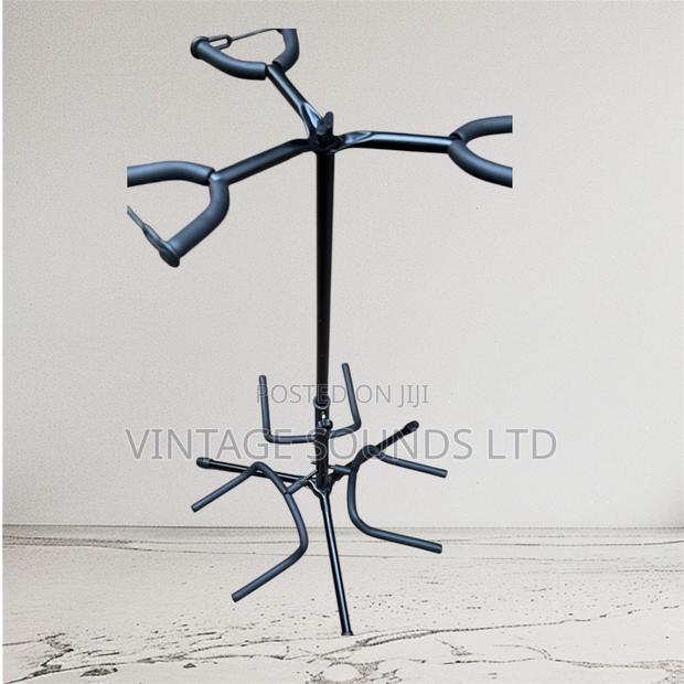 Triple Guitar Stand/ Guitar Holder - thumbnail 3