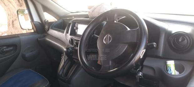 Nissan NV200 2015 White - thumbnail 3