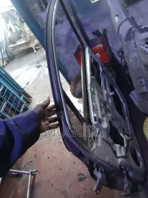 Suzuki Alto Right Front Door