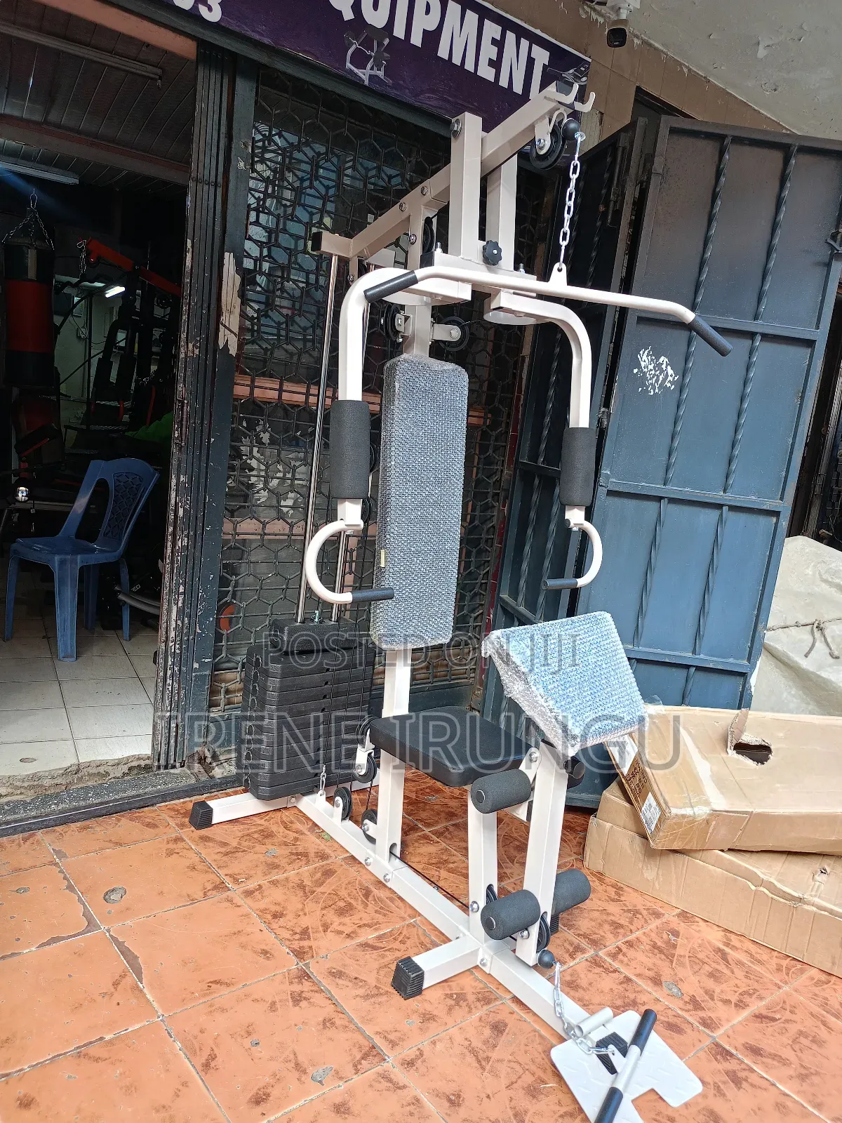 Lat Pull Down/Chest/Abs Multi Gym Machine
