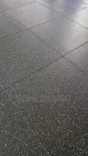 Interlocking Gym Mats (Black White Floor Mats