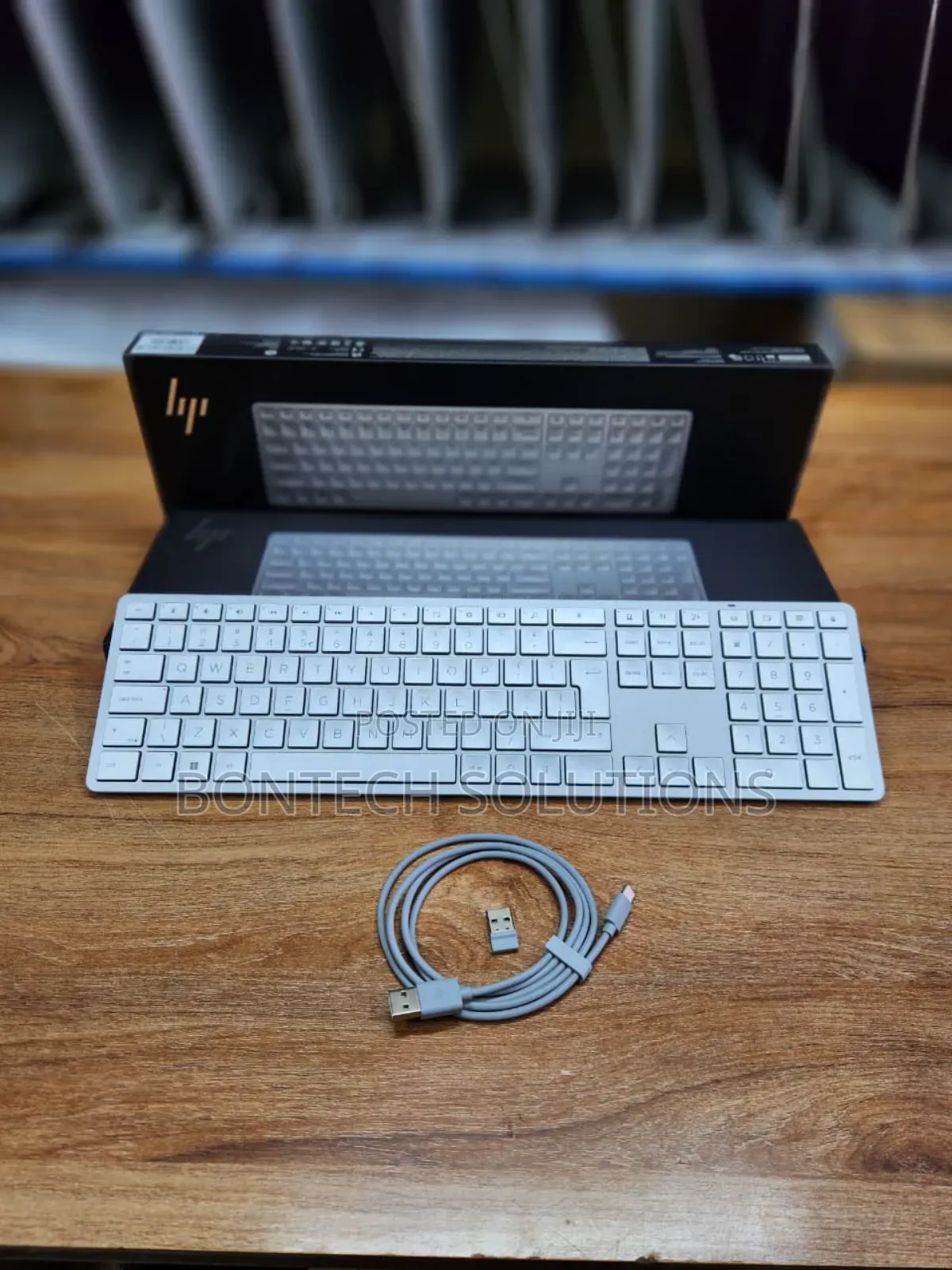 New Hp970 Programmable Wireless Keyboard Supports Bluetooth,Backlit