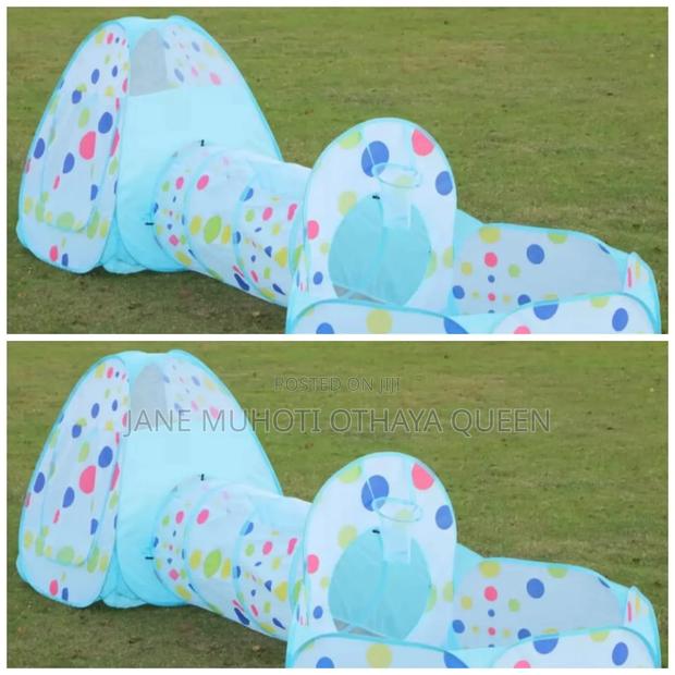 *Kids Play Tent