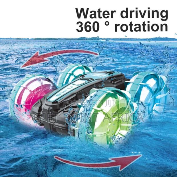 Rechargeable Remote Controlled Amphibious Stunt Car For Kids - thumbnail 2