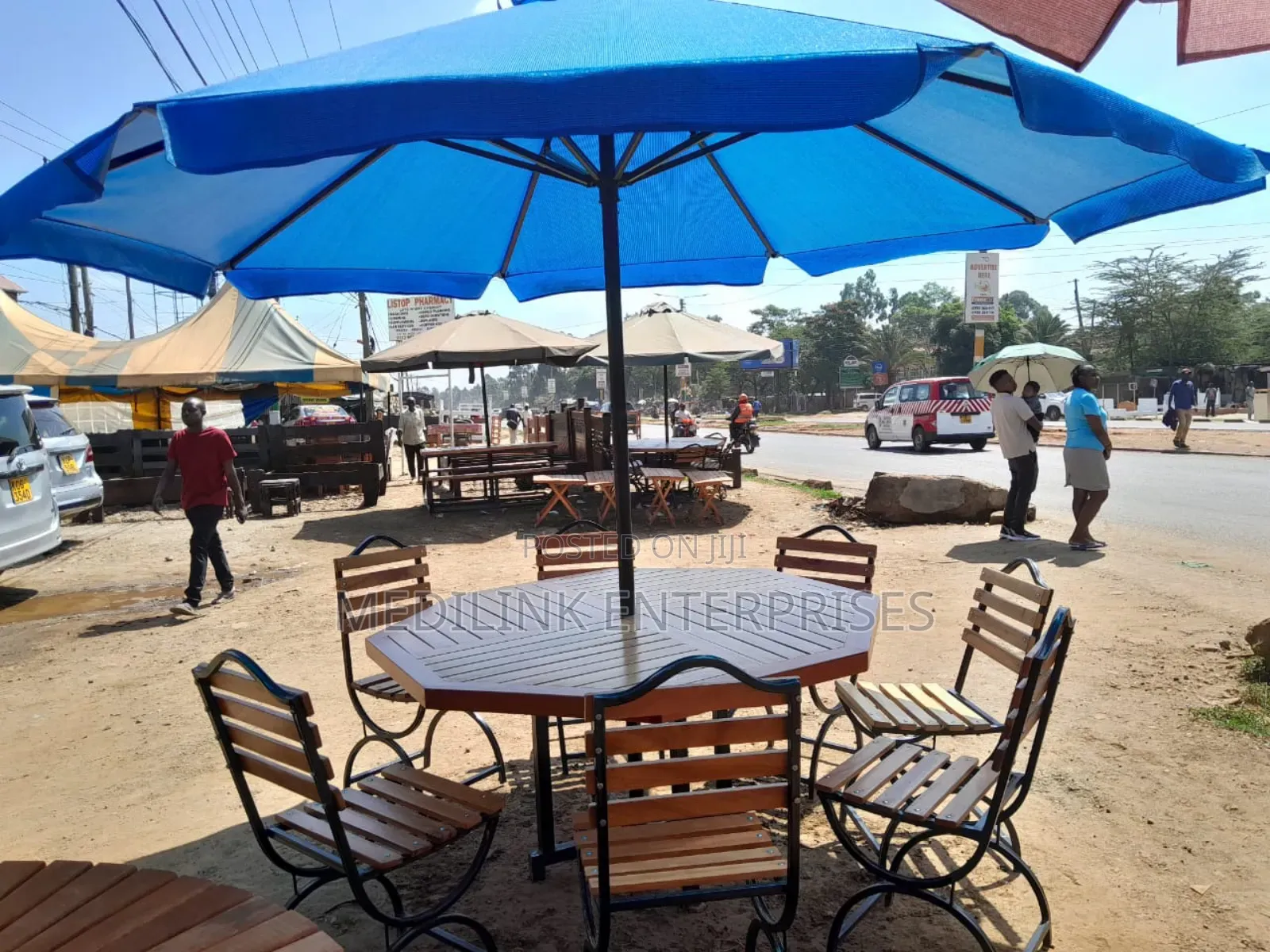 Customized Ivy Blue Garden Outdoor 8-Seater Umbrella Shades
