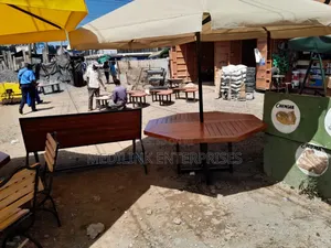Chairsless Garden Outdoor Umbrella