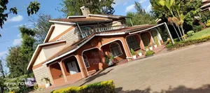 Furnished 5bdrm Mansion in Thome Estate for sale
