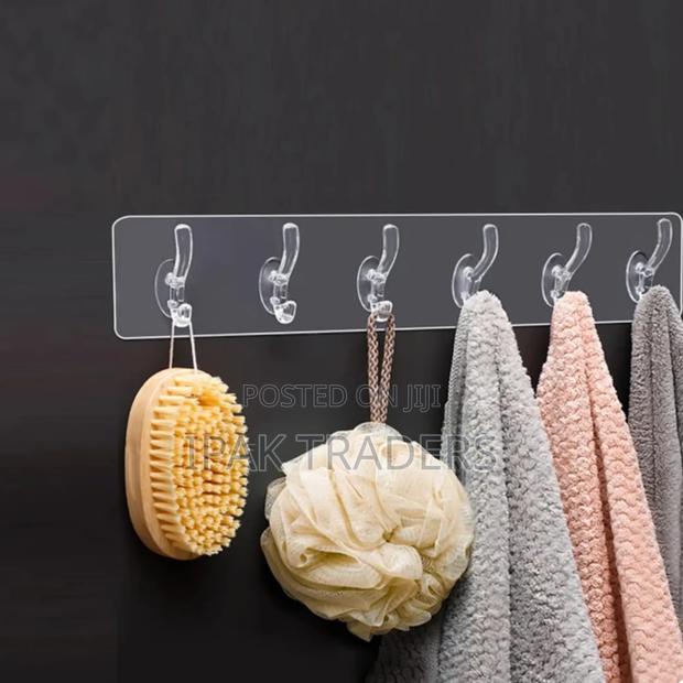 6 Slots Hard Silicone Hooks. *