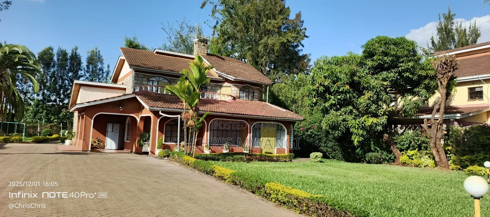 5bdrm Maisonette in Thome Thome Estate for sale