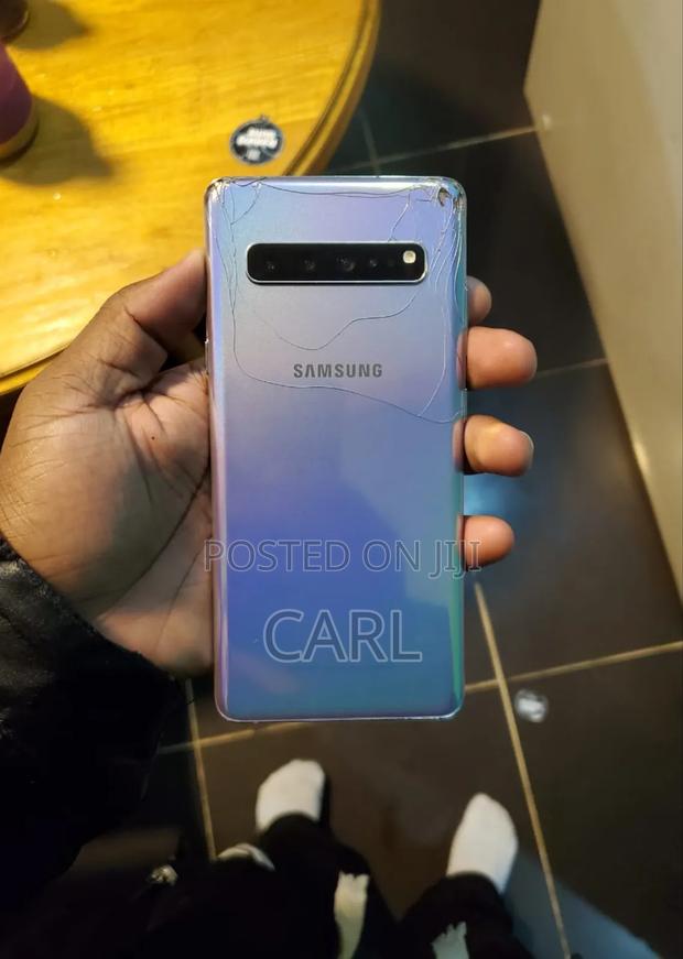 Samsung Galaxy S10 5G 256 GB Blue - thumbnail 2
