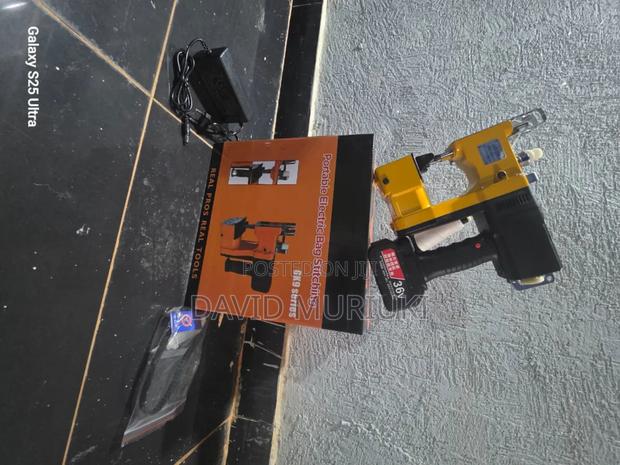 Cordless Bagclosing Machine - main view