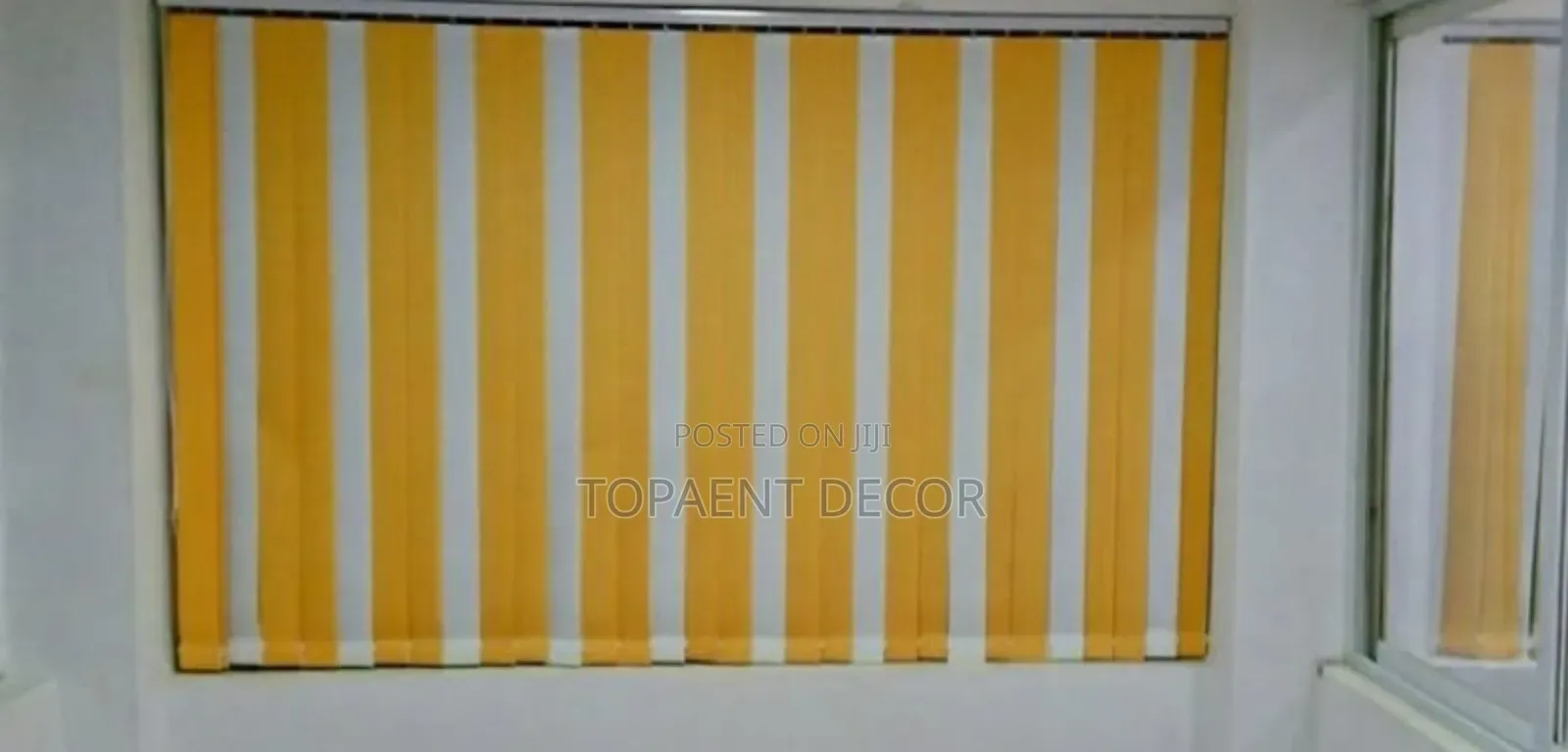 Yellow And White Beautiful Window Vertical Office Blinds