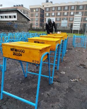 School Lockers With Chairs