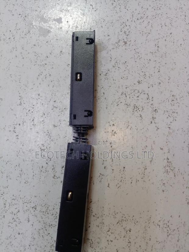 Straight Magnetic Connector. - thumbnail 2