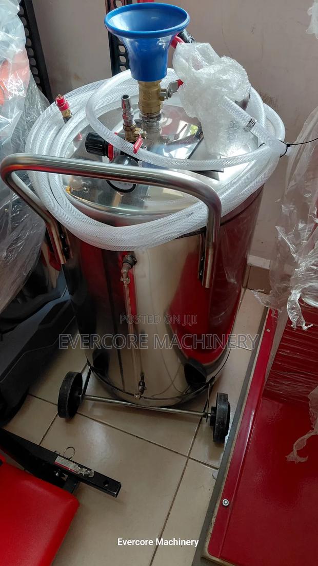 Anti Rusting Pneumatic Soap Dispenser Machine Stainless Steel. - thumbnail 2