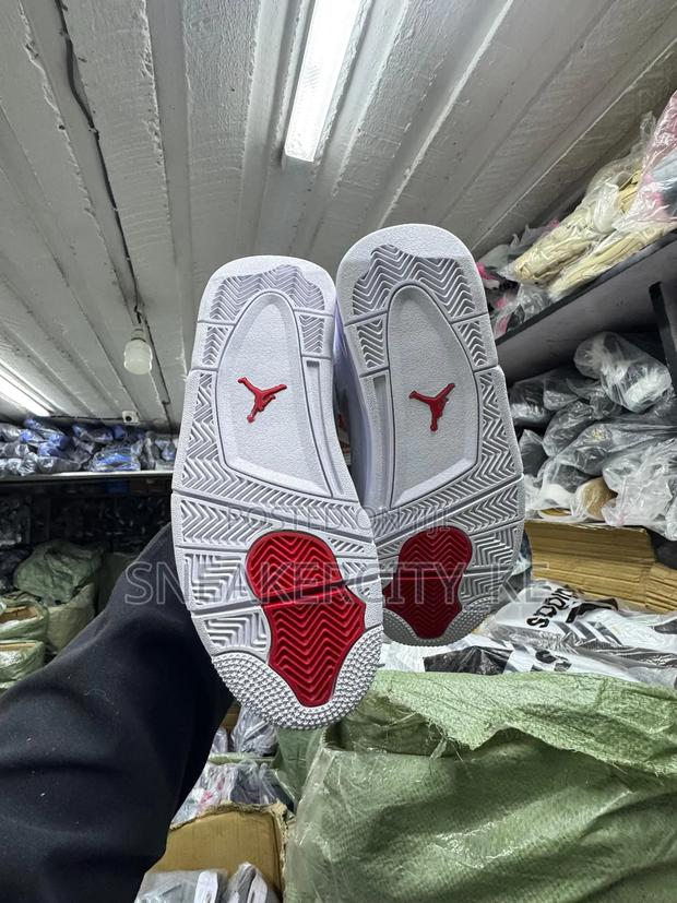 Jordan 4 Metallic Red - thumbnail 5