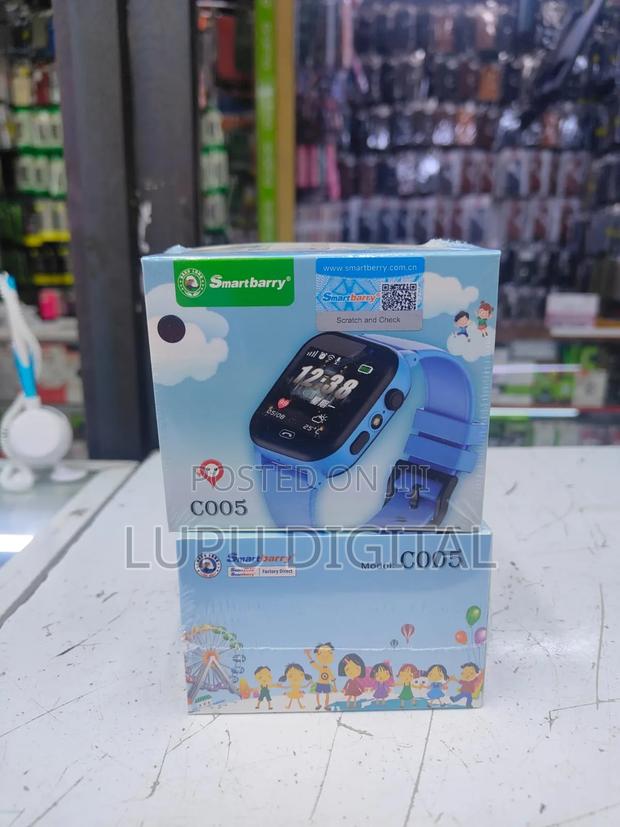 C005 Kids Smartwatch - main view