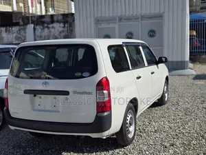 Toyota Probox 1.5 DX Comfort 2WD 2020 White