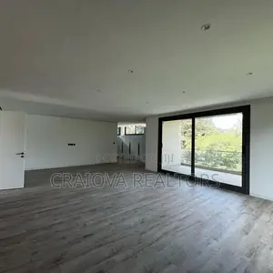5bdrm Villa in Lavington for sale