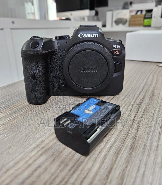 Canon R6
Canon Eos R6 Mirrorless Camera
