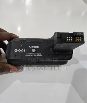 Canon Bg-E8 Battery Grip for Eos Rebel T2i, T3i, T4i T5i