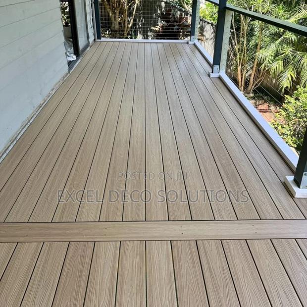 Waterproof WPC Deck Flooring for Outdoor Areas