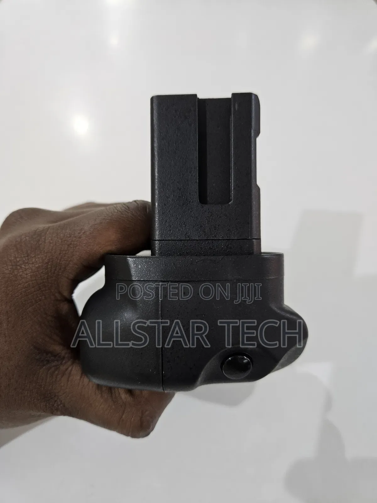 Vivitar Battery Grip for Nikon D3100, D3200, D3300