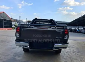 Toyota Hilux 2019 Brown