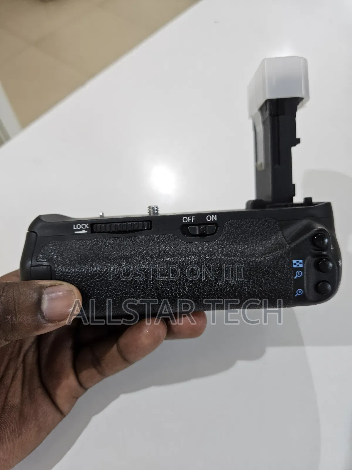 Canon Bg-E14 Battery Grip for Eos 70d, 80d, and 90d
