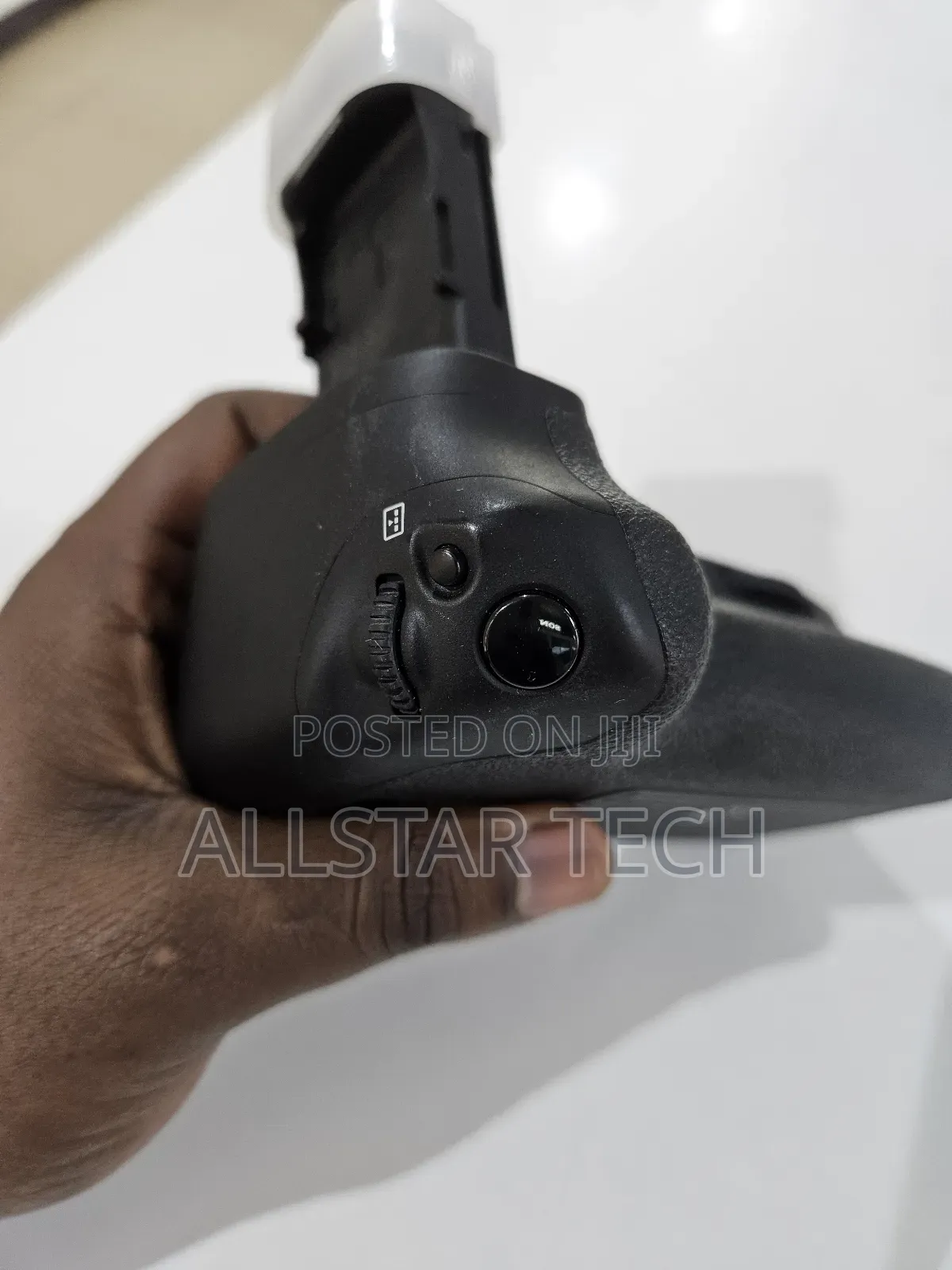 Canon Bg-E14 Battery Grip for Eos 70d, 80d, and 90d