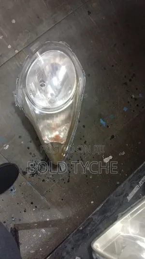Suzuki Alto Non Xenon Headlight