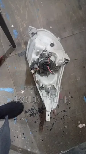 Suzuki Alto Non Xenon Headlight