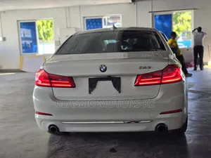 BMW 523i 2019 White
