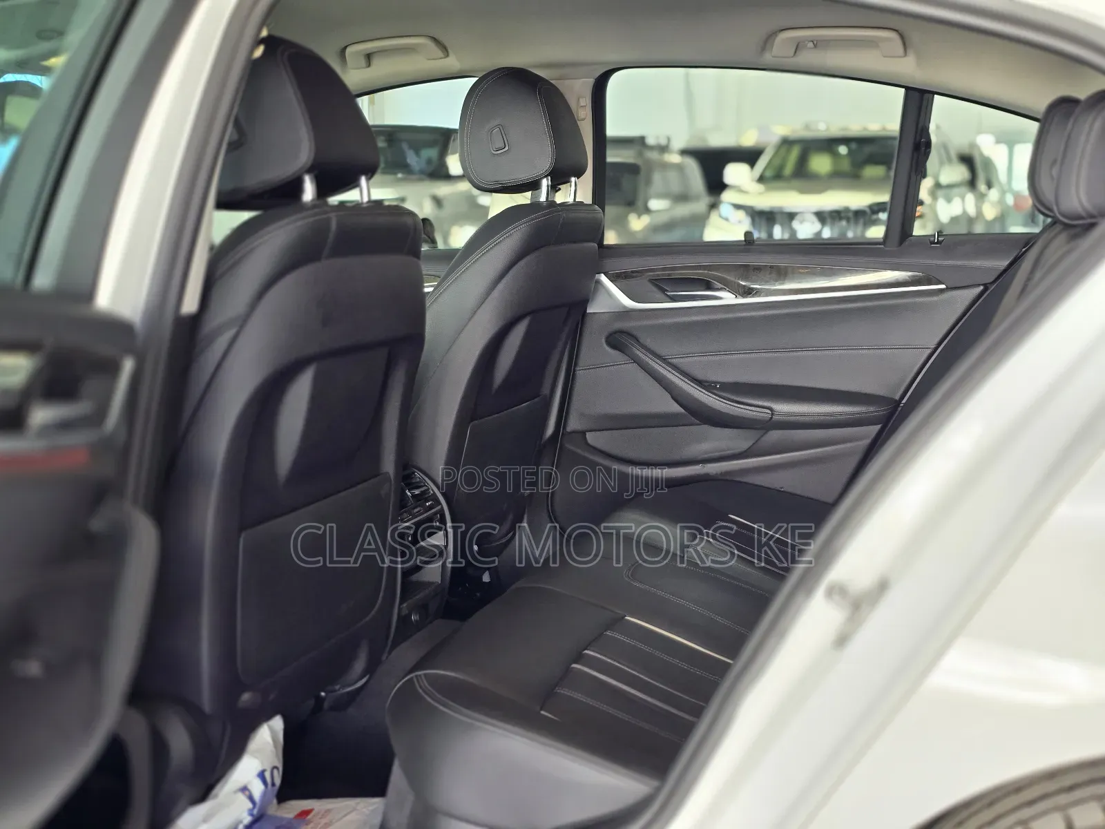 BMW 523i 2019 White
