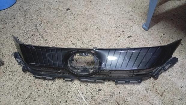 Toyota Harrier Grill